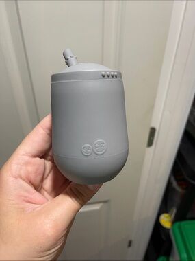 Ezpz toddler straw training cup